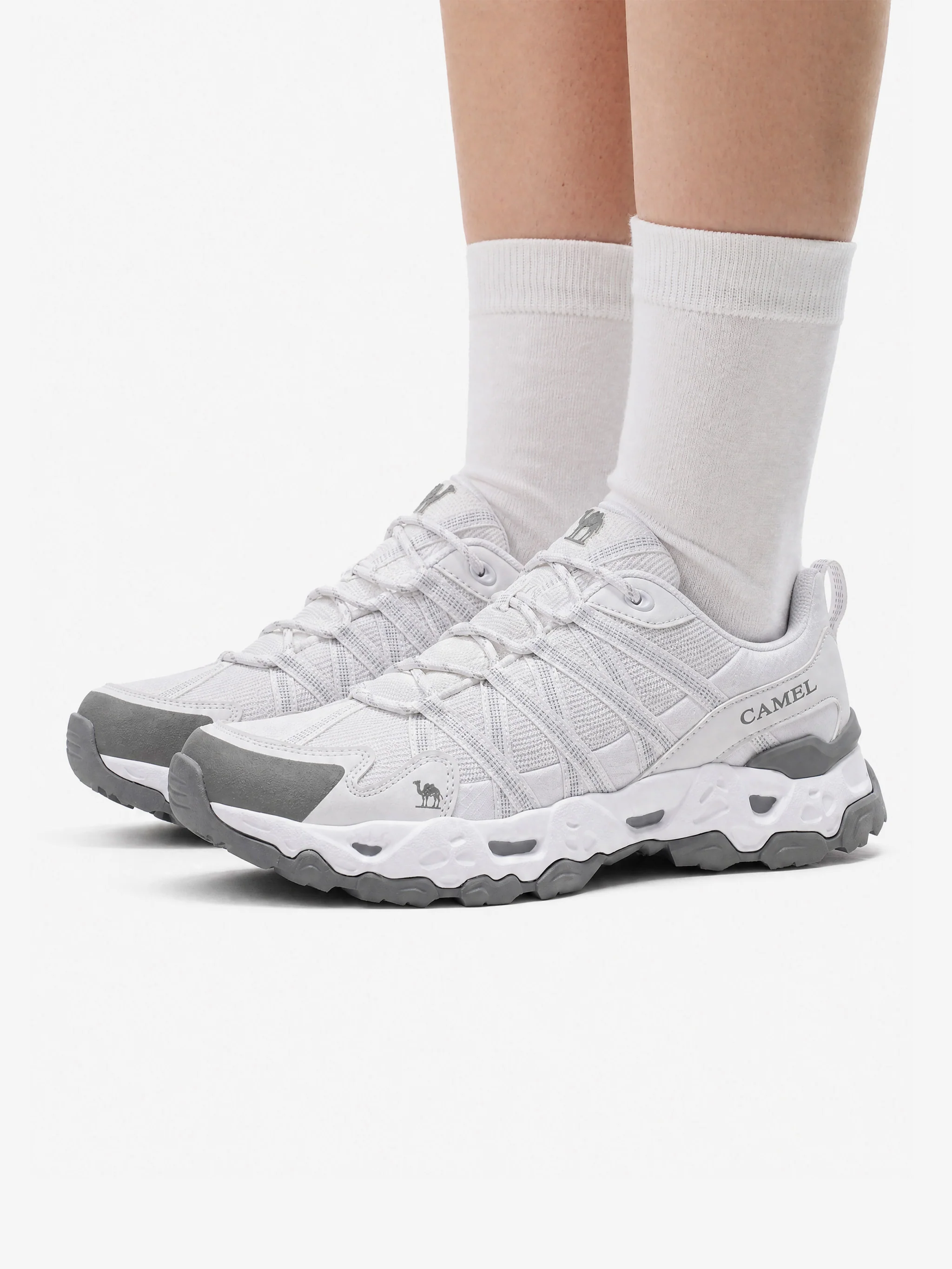 Women’s Lightweight Hiking Sneakers - Image 9
