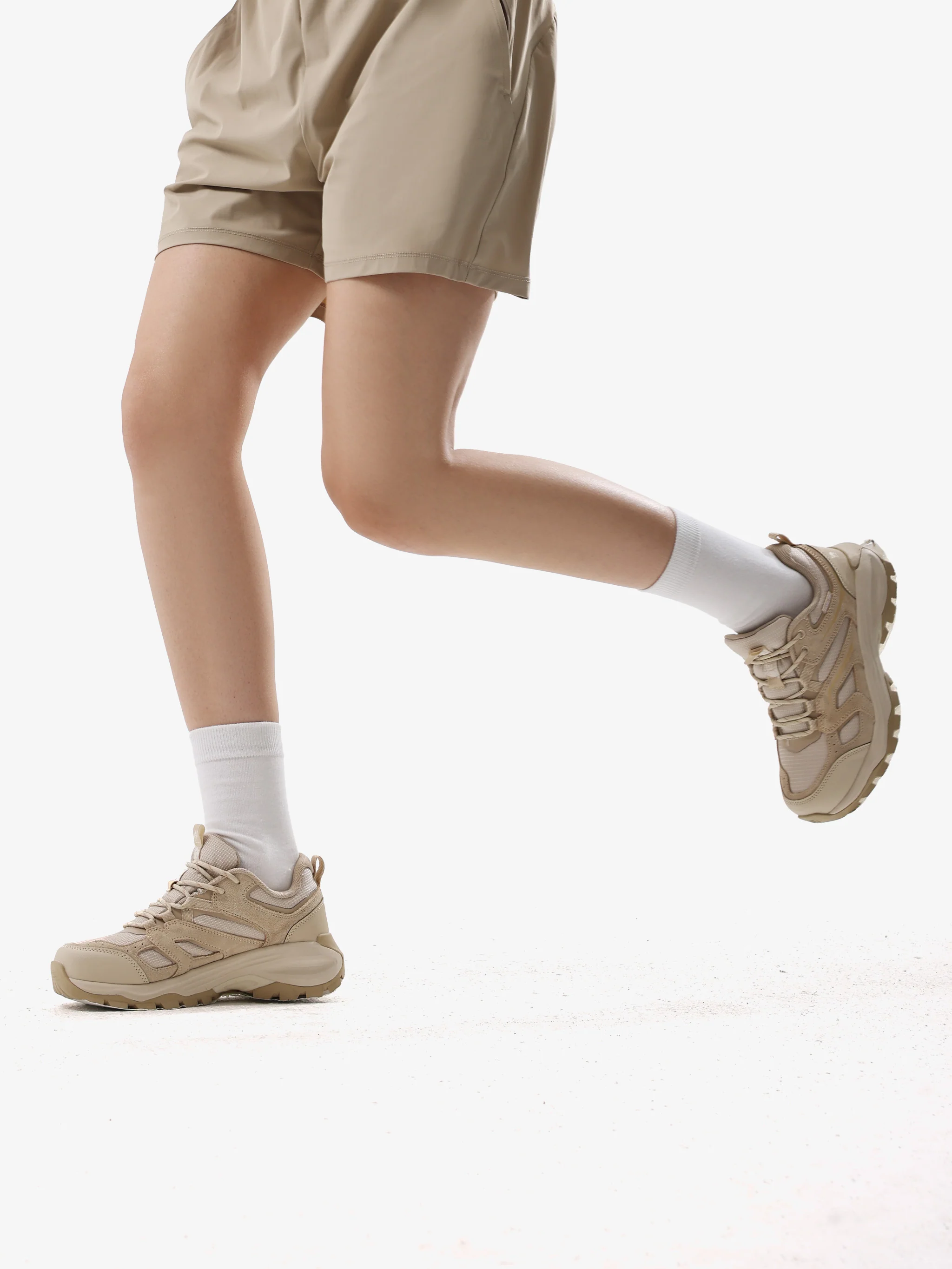 Women's Outdoor Trekking Shoes - Image 3